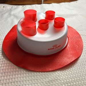 Royal Canin Red and White Cat “Digger” Feeder